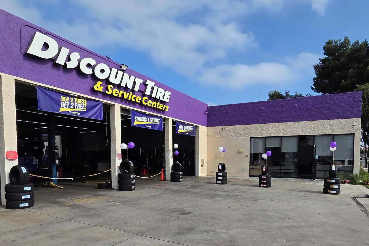 Discount Tire & Service Centers Fullerton storefront at 301 West Orangethorpe Avenue