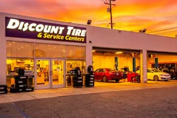 Discount Tire & Service Centers Pasadena storefront at 1373 East Walnut Street