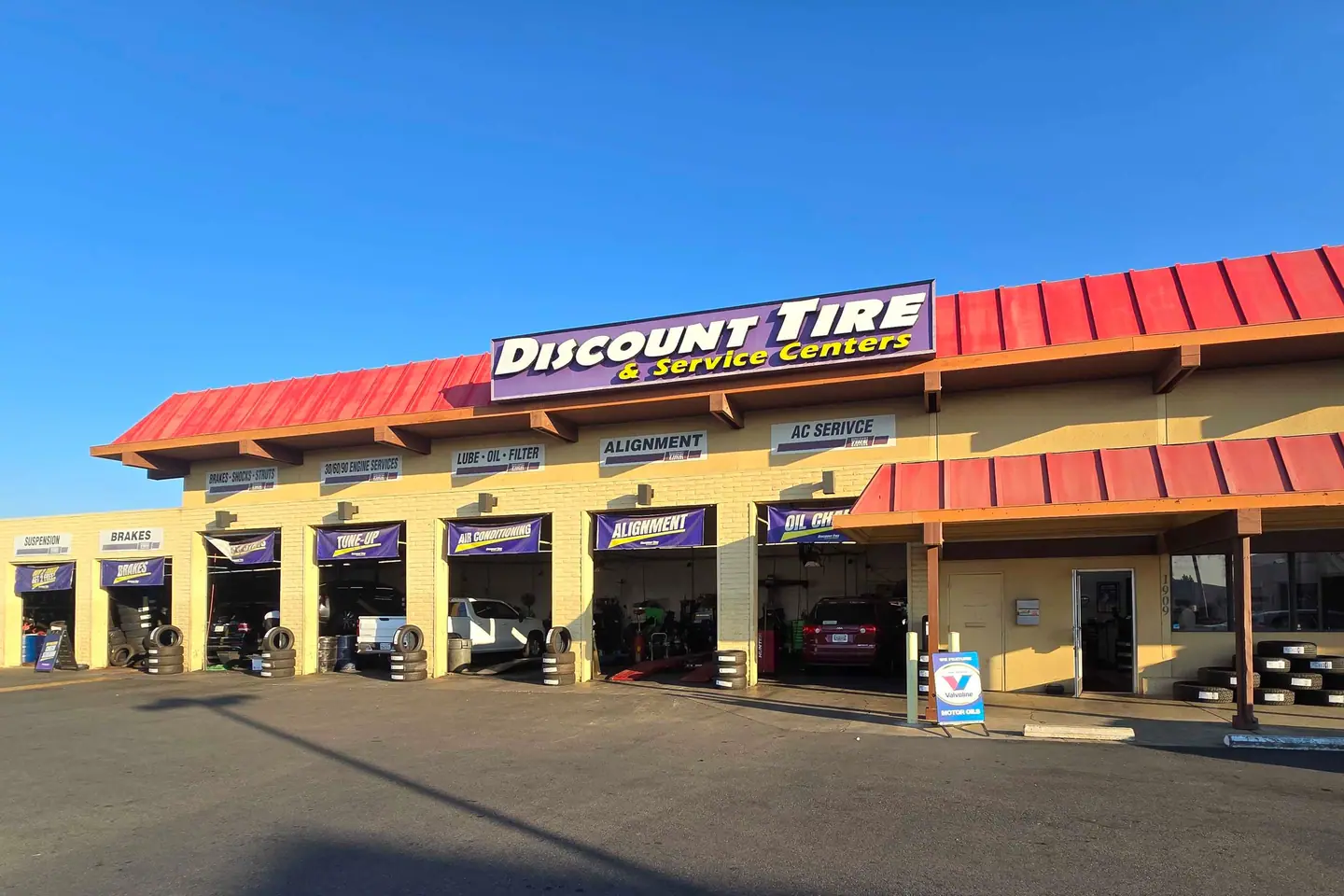 Discount Tire & Service Centers Visalia storefront at 1909 S Mooney Blvd
